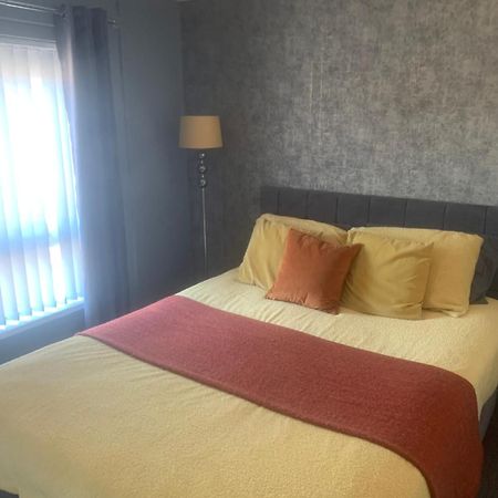 2 Bedroom House Belfast City Экстерьер фото