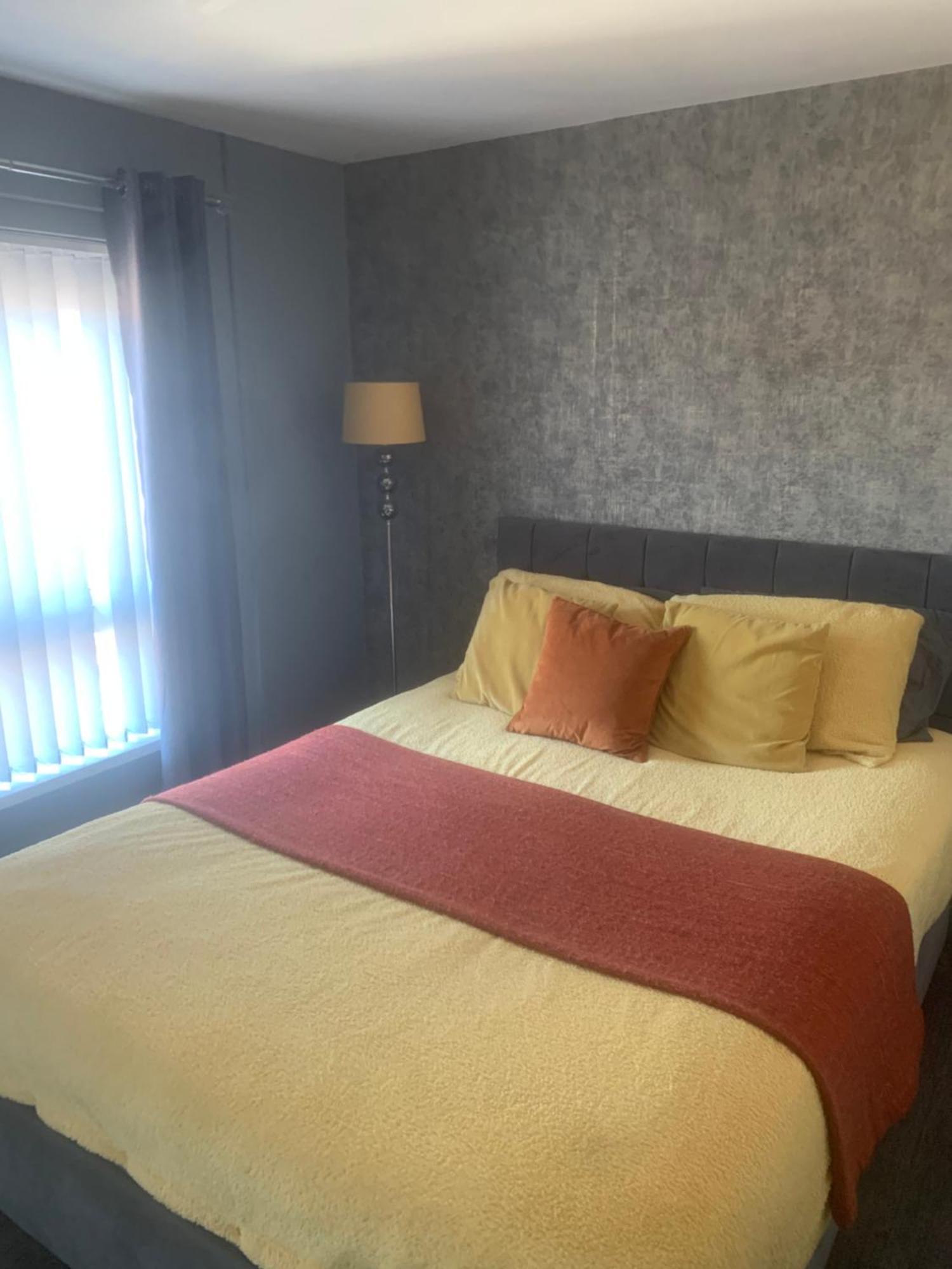 2 Bedroom House Belfast City Экстерьер фото